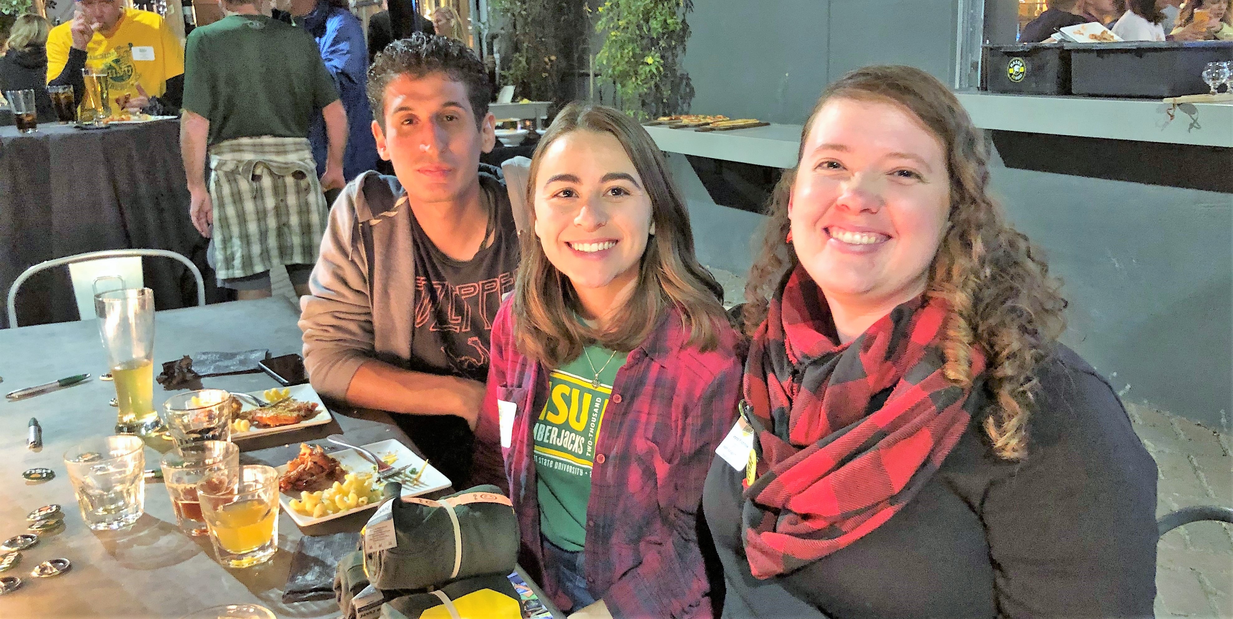 HSU Alumni enjoy food, drinks and conversation at an alumni mixer